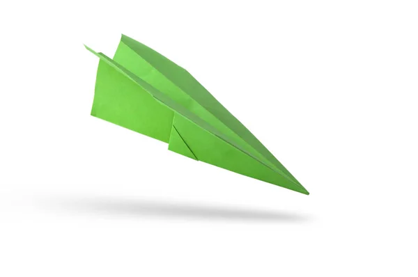 Groen papier vliegtuig geïsoleerd met clipping pad — Stockfoto
