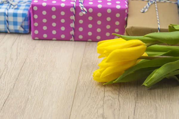 Holidays Still Life Colorful Tulips Gift Box — Stock Photo, Image