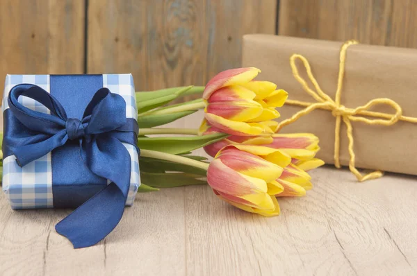 Tebrik Kartı Için Bahar Çiçeklerinin Arkaplanı — Stok fotoğraf