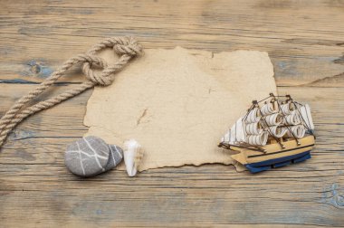 eski kağıt, halat ve model klasik tekne ahşap zemin üzerinde 