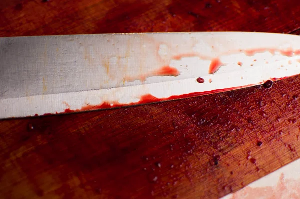 Knife Grunge Blood Wood Cutting Board — Stock Photo, Image