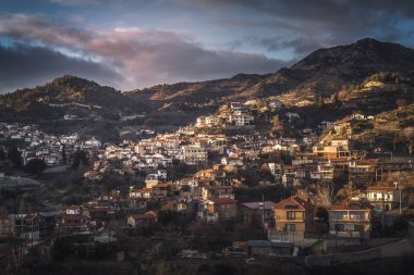 Agros Köyü Troodos Dağları üstüne. Limasol Bölgesi, Kıbrıs.