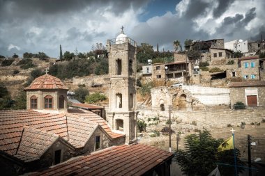 Tochni village, kilise üzerinden görünüm. Larnaka Bölgesi, Kıbrıs.