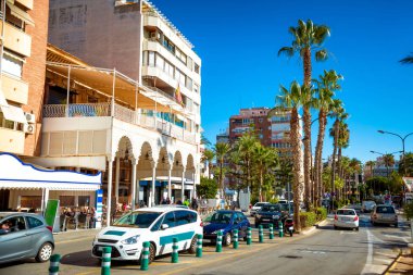 Paseo de la Libertad bir bakış. Torrevieja, İspanya.