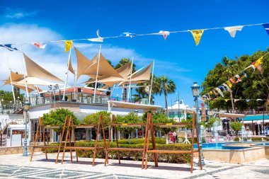 Ayia Napa Manastırı kare. Ayia Napa, Mağusa bölgesi, Kıbrıs.