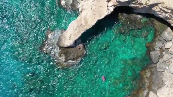 Vista Aérea Costa Ayia Napa Com Ponte Amor Famagusta District — Vídeo de Stock