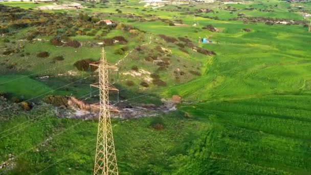 Elektrische Hoogspannings Transmissielijnen — Stockvideo