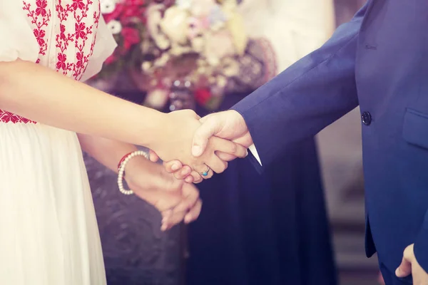 Ślub w kościele — Zdjęcie stockowe