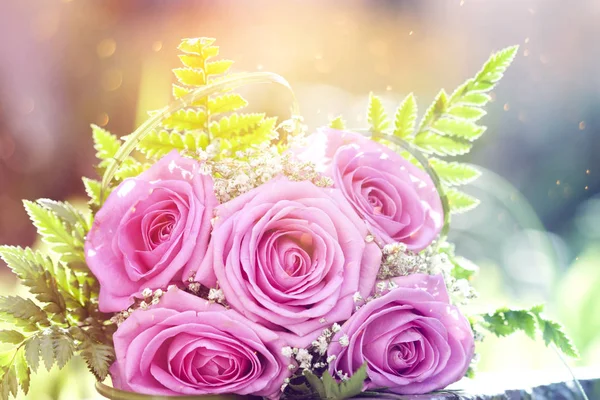 Foto do buquê de casamento rosa — Fotografia de Stock