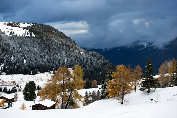 Alpe di Siusi v zimě. — Stock fotografie