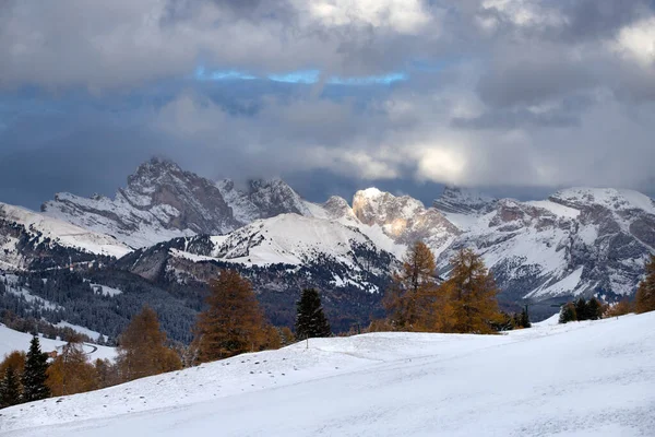 Alpe di Siusi en invierno, Dolomita, Italia — Foto de Stock