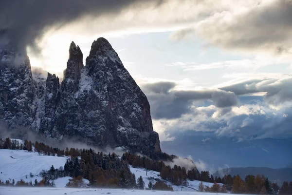 Seiser Alm im Winter, Dolomit, Italien — Stockfoto