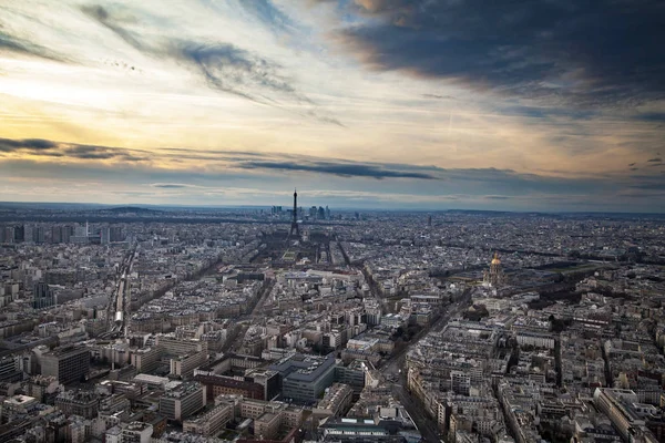 Destino romántico - Torre Eiffel, París, Francia — Foto de Stock