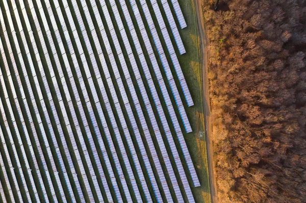 Painéis solares - vista drone — Fotografia de Stock