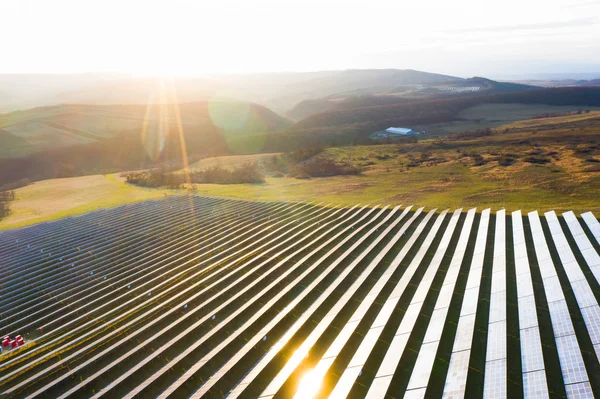 Paneles solares - vista de drones — Foto de Stock