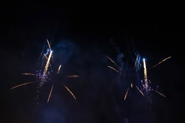 Célébration du Nouvel An avec des feux d'artifice — Photo