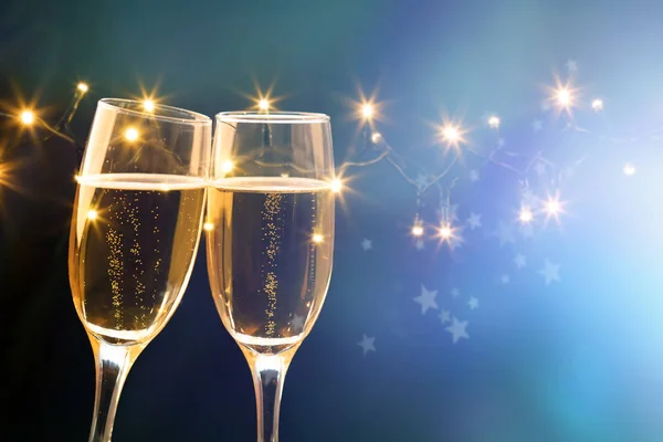 Año Nuevo con champán . — Foto de Stock