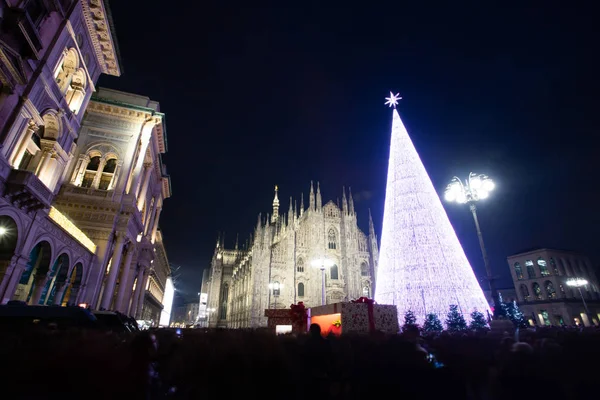 Milan Duomo na época do Natal . — Fotografia de Stock