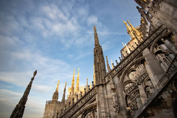 Detalle arquitectónico de la Catedral de Milán - Duomo di Milano, I —  Fotos de Stock