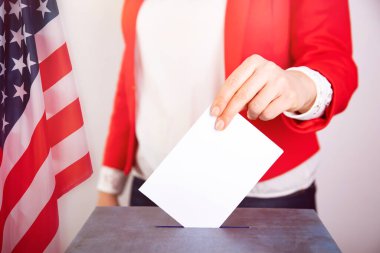 Birleşik Devletler seçimleri 2020 konsepti. ABD 'de halk genel seçimlere oy veriyor.