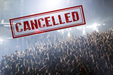 Coronavirüs salgınlarını önlemek için konser veya diğer etkinlikler iptal edildi, Covid-19 konsepti.