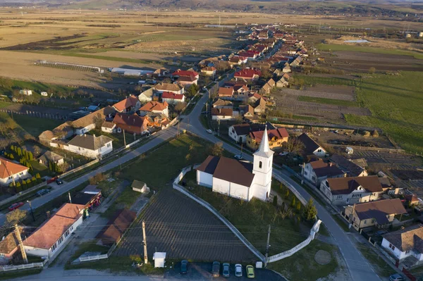 Vue Aérienne Petit Village Avec Ancienne Église Transylvanie Roumanie — Photo