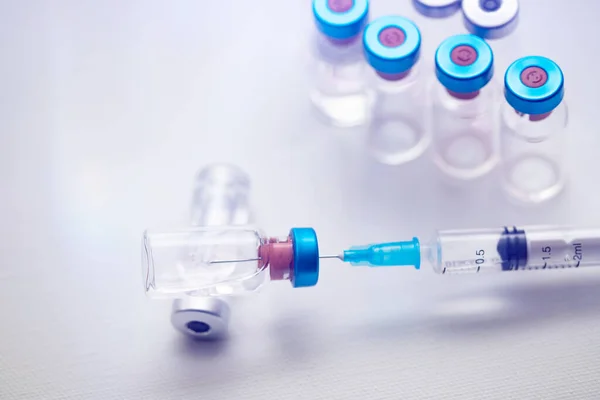 Szczepionka Strzykawka Wstrzykiwań Celu Zapobiegania Uodporniania Leczenia Zakażenia Koronawirusem Covid — Zdjęcie stockowe
