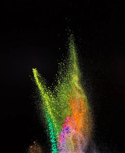 Lanzado polvo colorido. — Foto de Stock