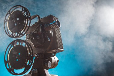 Eski stil film projektör, yakın çekim.