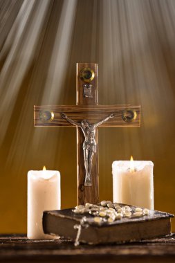 Ahşap Hıristiyan çapraz Close-Up.