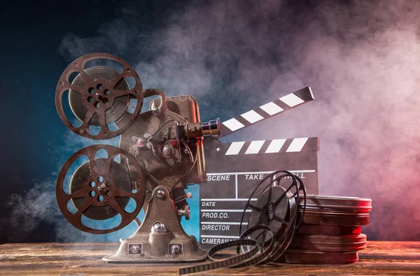 Eski stil film projektör, yakın çekim.