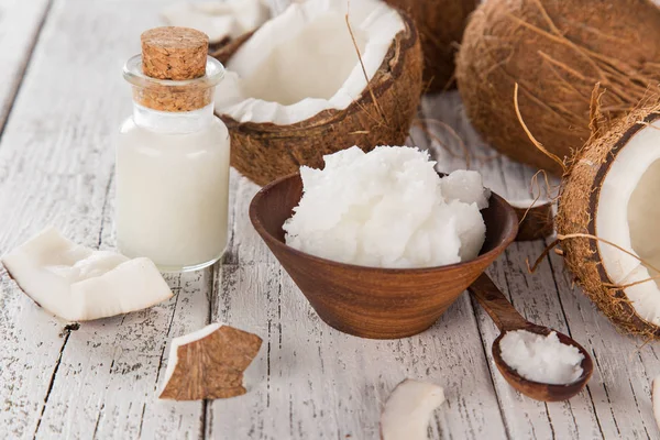 Zbliżenie oleju kokosowego — Zdjęcie stockowe