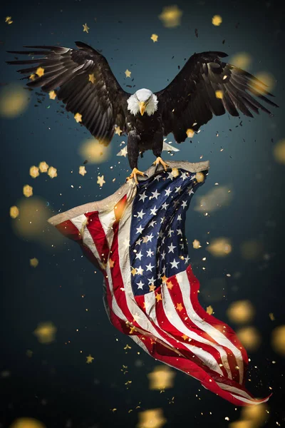 Águila calva con bandera americana — Foto de Stock