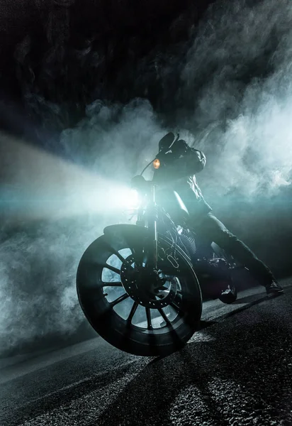 High power motorcycle chopper at night. — Stock Photo, Image