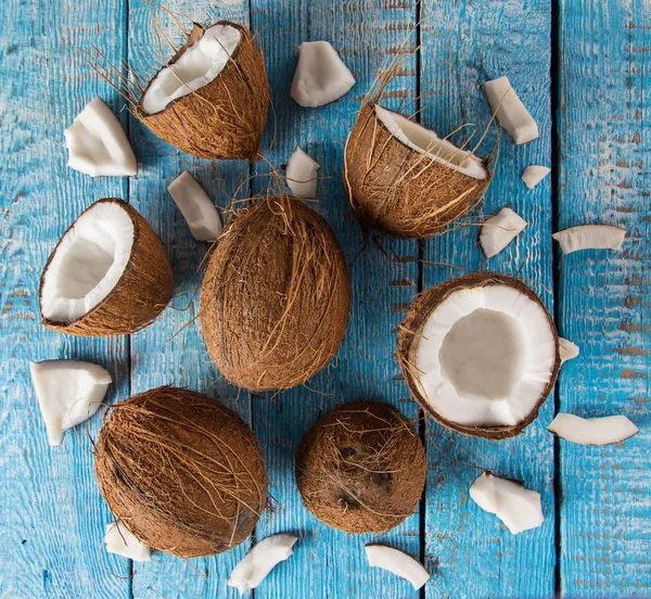 Close-up van een kokosnoten, bovenaanzicht. — Stockfoto