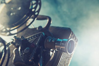 Eski stil film projektör, yakın çekim.
