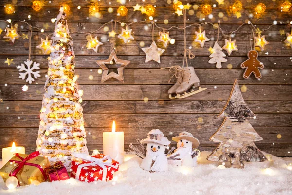 Decoración de Navidad sobre fondo de madera — Foto de Stock