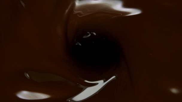 Super slow motion di cioccolata calda. — Video Stock