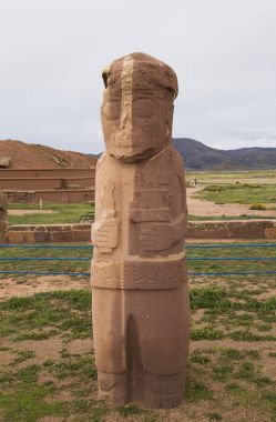 Tiwanaku antik taş oyma heykeli