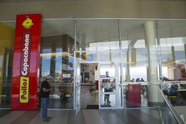 Entrance of the fast food restaurant Pollos Copacabana — Stock Photo, Image