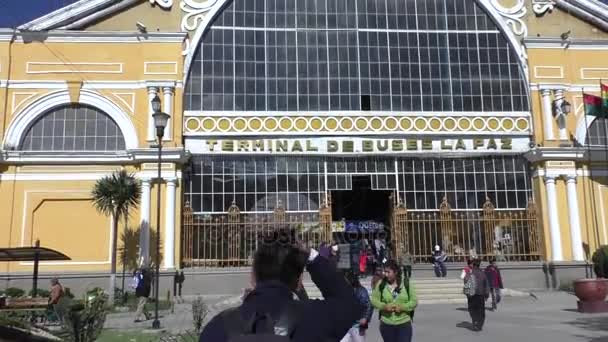 Bolivien Paz Februar 2017 Die Menschen Gehen Zum Zentralen Busterminal — Stockvideo