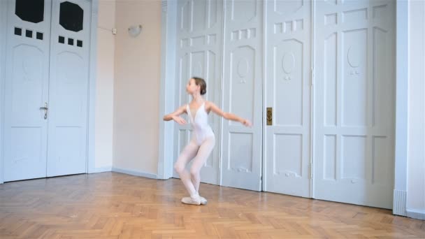 Mladá Ballerina Pointe Dancing Room Koncept Umění Tance — Stock video