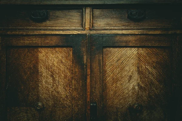 破旧的木材纹理 木制背景 细节家具特写 复古风格 橱柜的门和抽屉特写 — 图库照片