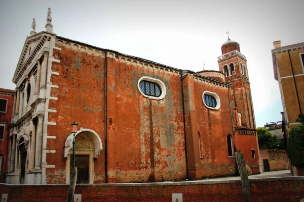 La iglesia histórica de San Sebastiano en Venecia, Italia. La iglesia parroquial del gran artista Veronés —  Fotos de Stock