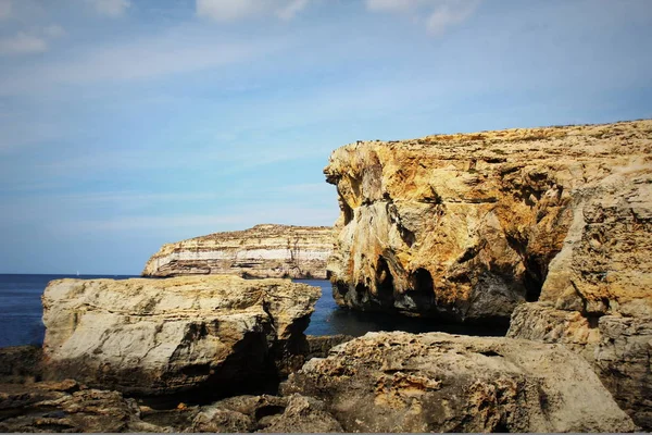 Azure penceresi, Malta, Gozo adasında Azure pencere düştü