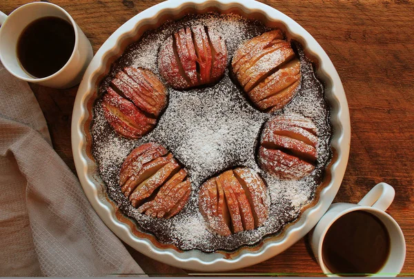 Traditional apple pie, fruit dessert, tart on wooden rustic table. Top view — Stock Photo, Image