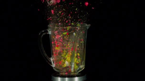 Slow motion gekleurde lampen in de blender — Stockvideo