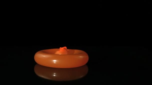 Αργή κίνηση πτώση μπαλόνι νερού — Αρχείο Βίντεο