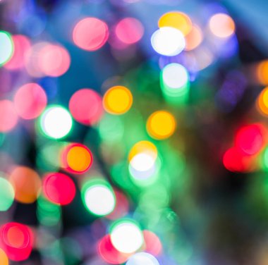 Renkli bokeh ışıklar.