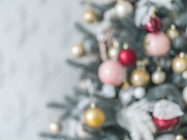 Noel ve yeni yıl soyut. Yeni yıl ağacı bulanık fotoğraf.